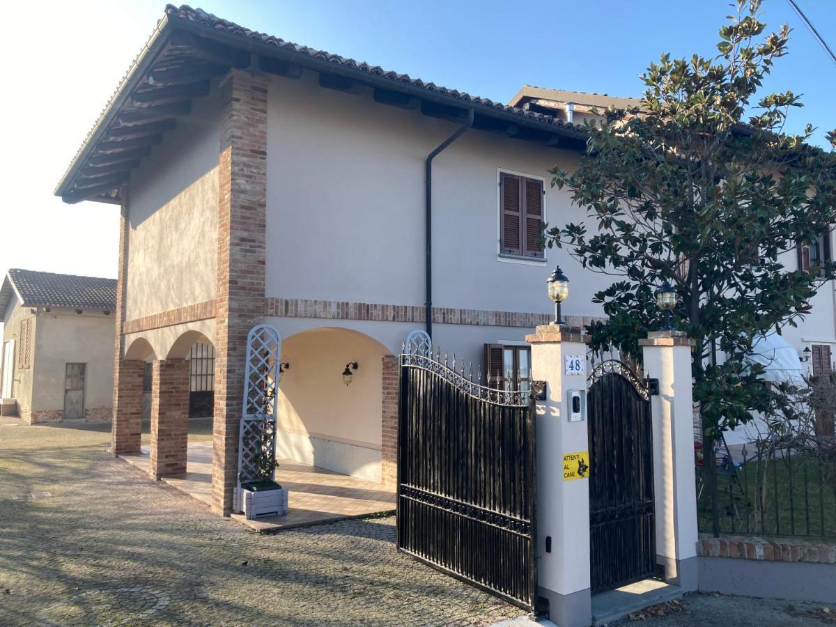 Casa Vacanze Martina Castagnole delle Lanze Buitenkant foto
